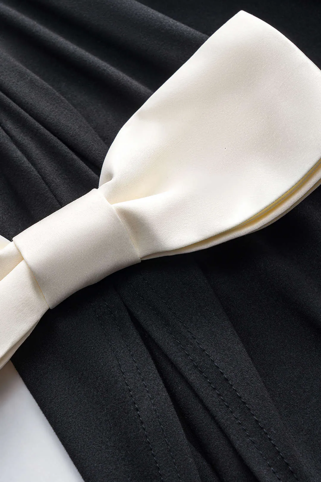 Bue ærmeløs spalte maxi kjole sold by Micas product image thumbnail 3