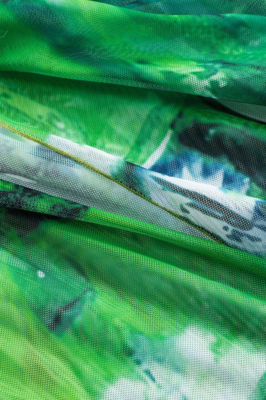 Abstrakt akvarelprint Mesh Cover Up sold by Micas product image thumbnail 3