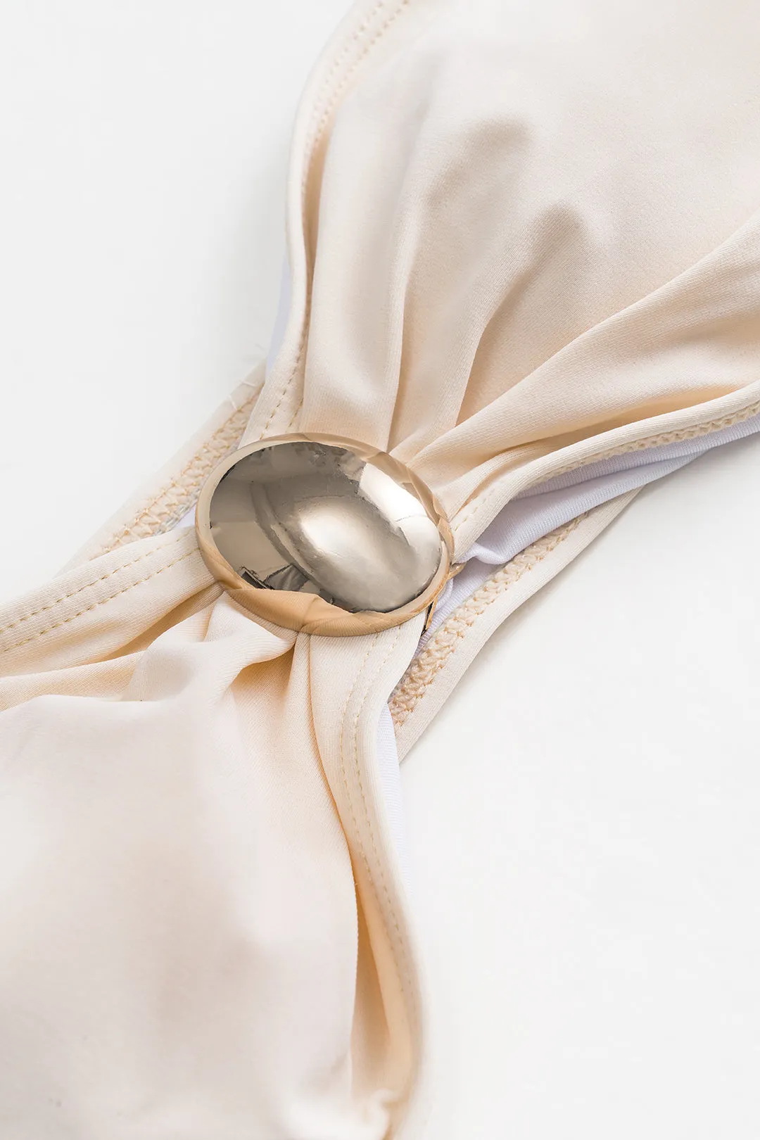 Metallisk ruched rygfri bikini -sæt sold by Micas product image thumbnail 3