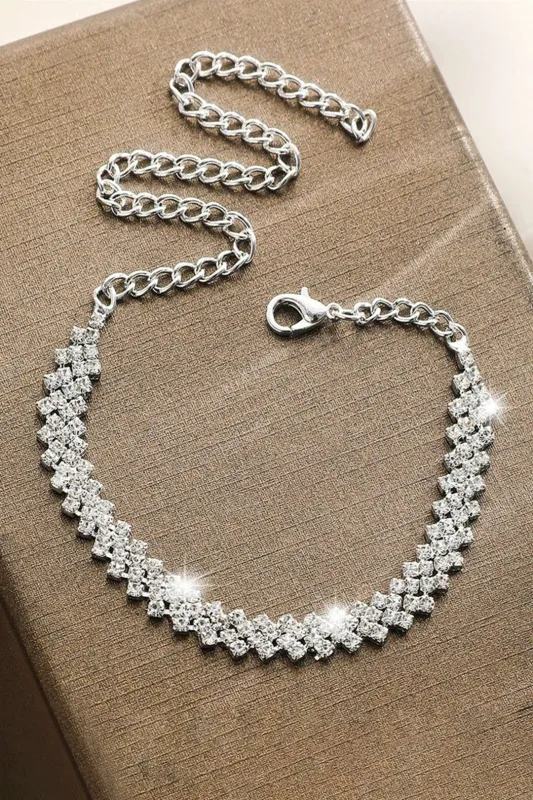 Metal Rhinestone Uregelmæssig ankllet sold by Micas