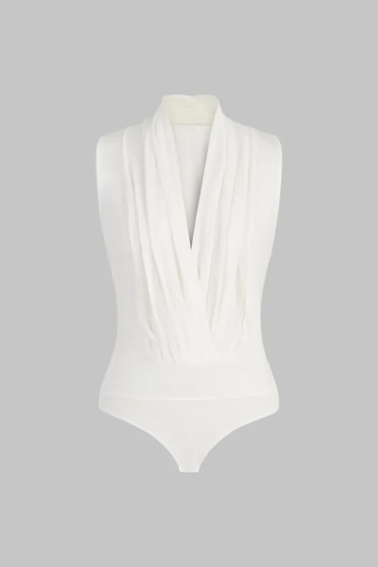 Ruched krydsede ærmeløs bodysuit sold by Micas
