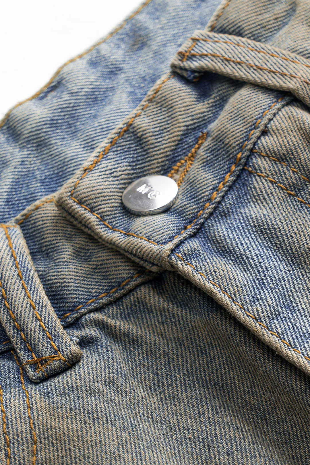 Denim vaskede knaplomme brede ben jeans sold by Micas product image thumbnail 3