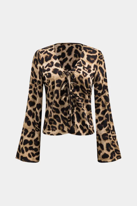 Leopard print slips foran langærmet skjorte sold by Micas