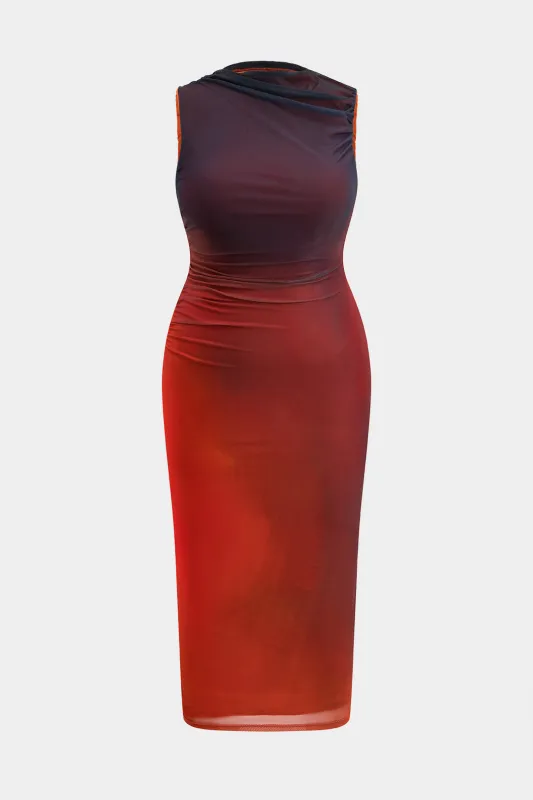 Plus størrelse ombre print mesh ruched ærmeløs midi kjole sold by Micas