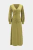 V-hals ruched langærmet maxi kjole sold by Micas
