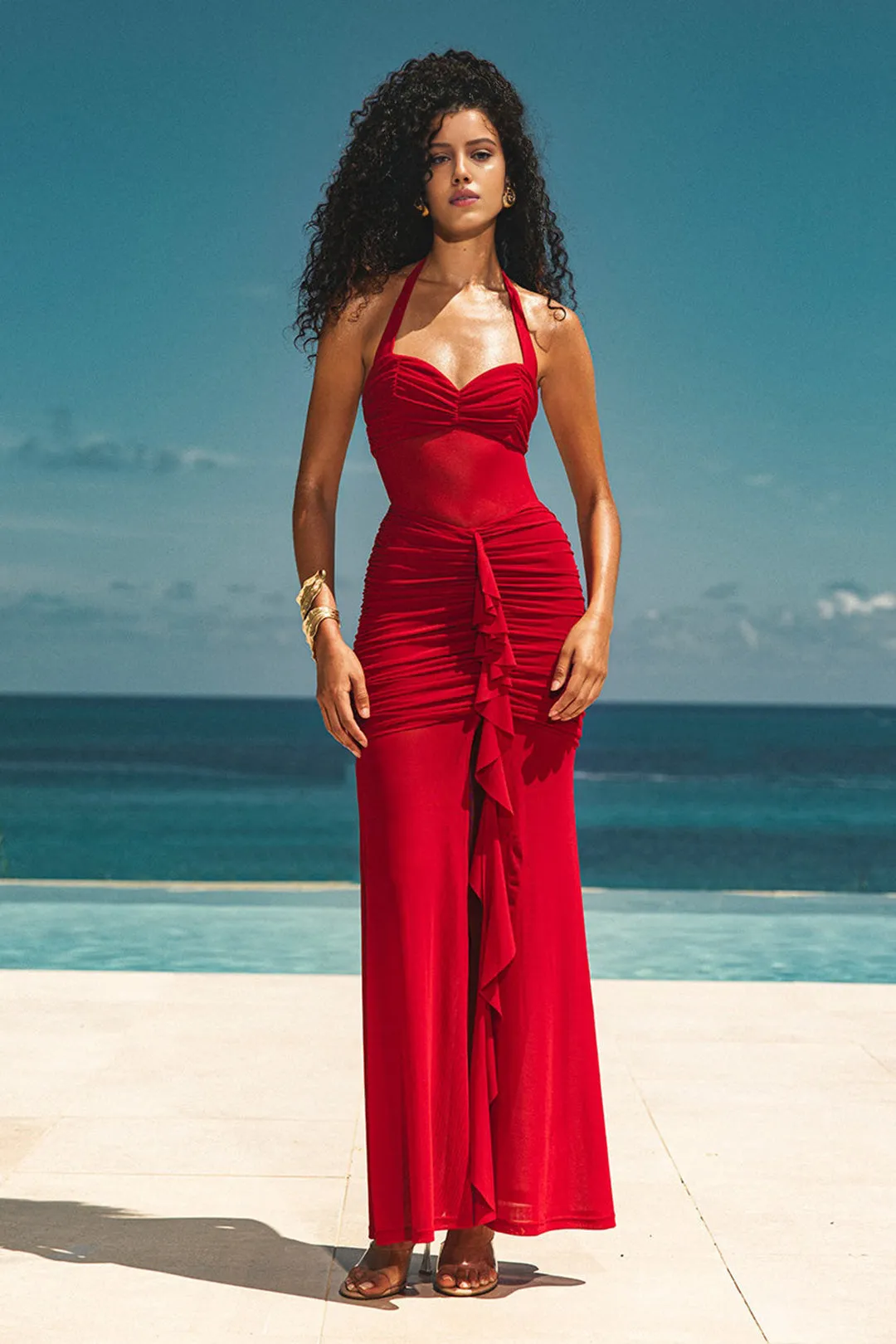 Ruffle Ruched ærmeløs midi -kjole sold by Micas