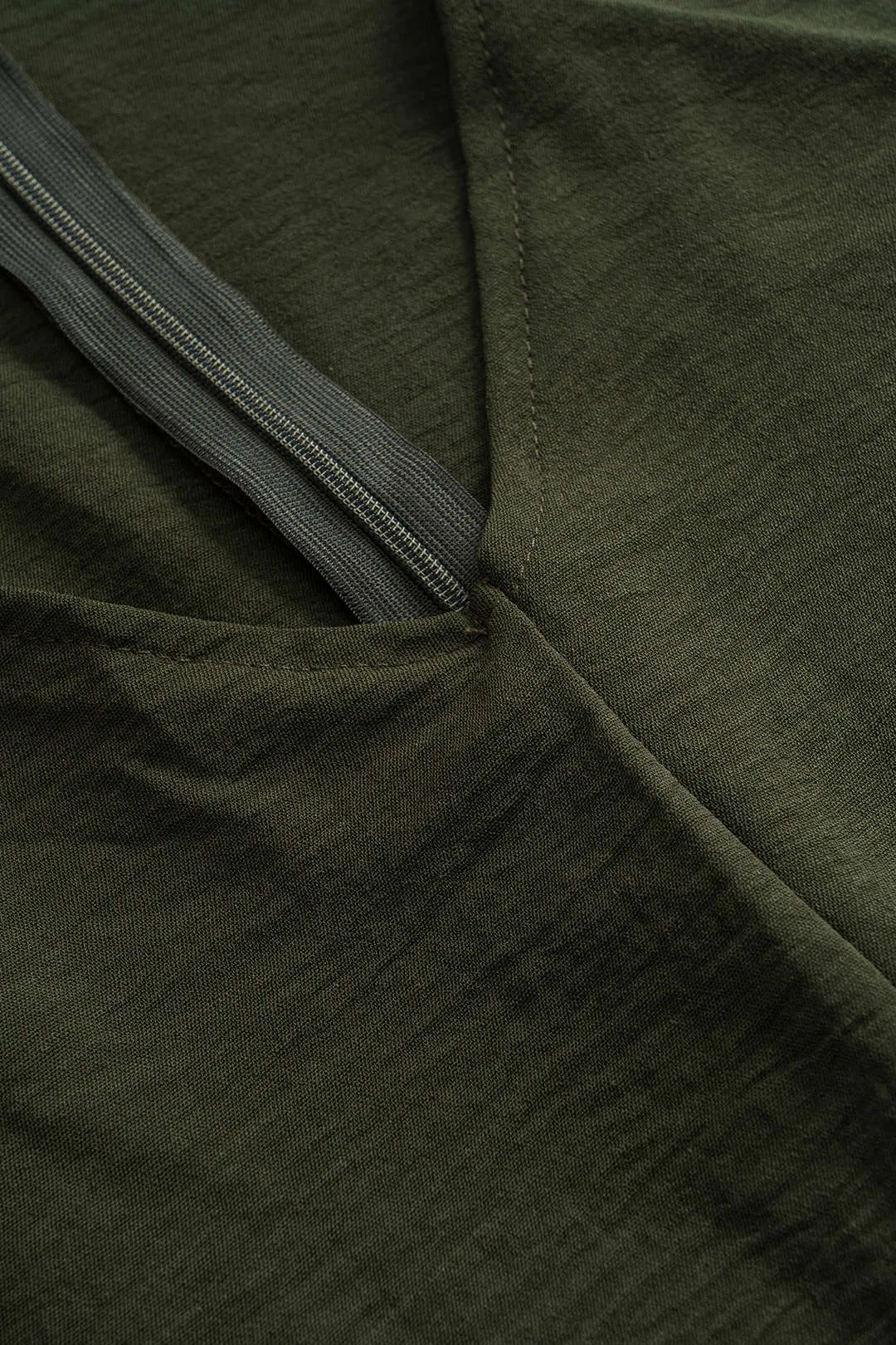 Tie front V-hals ærmeløs jumpsuit sold by Micas product image thumbnail 4