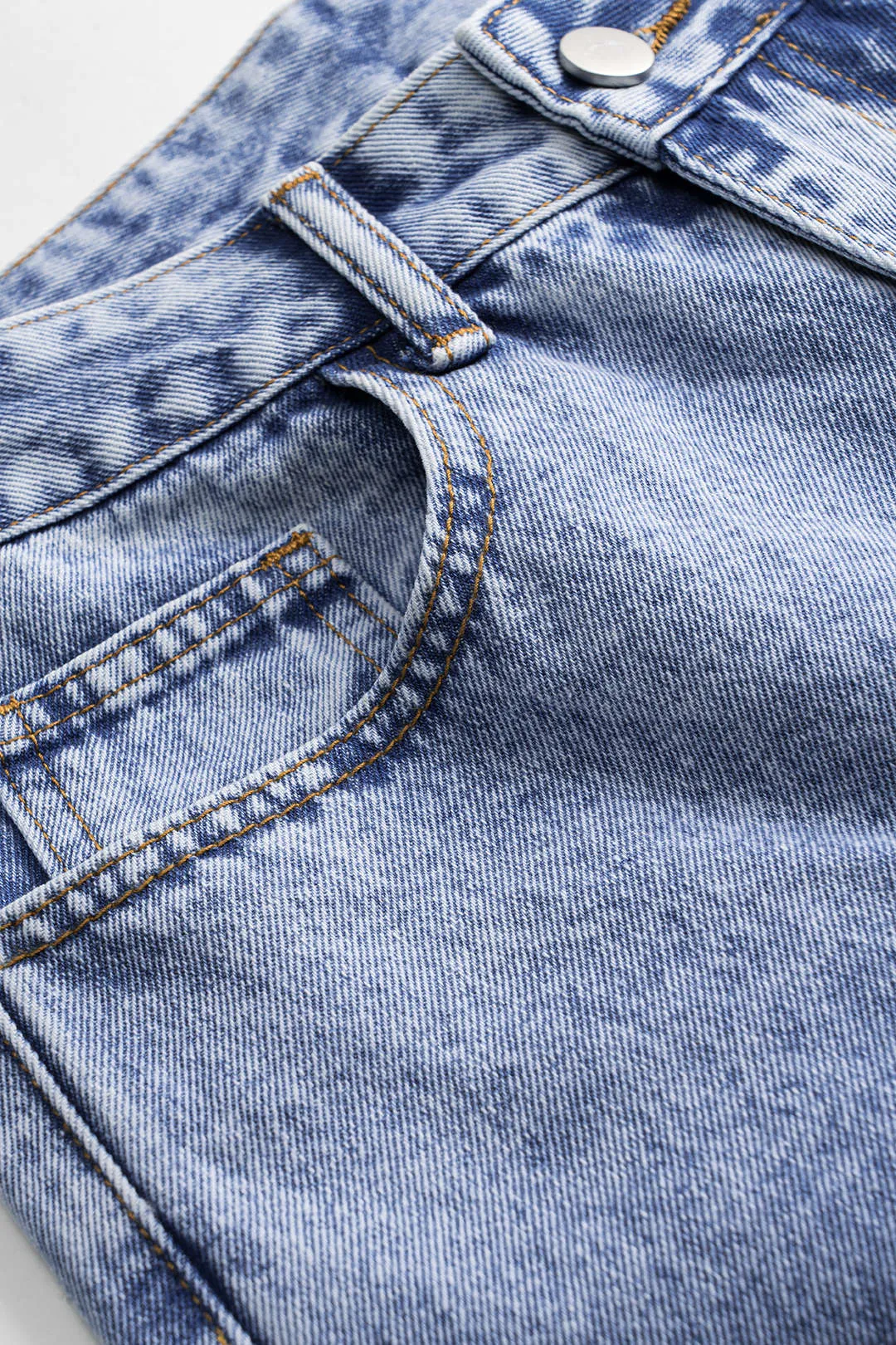 Grundlæggende denim jeans sold by Micas product image thumbnail 3