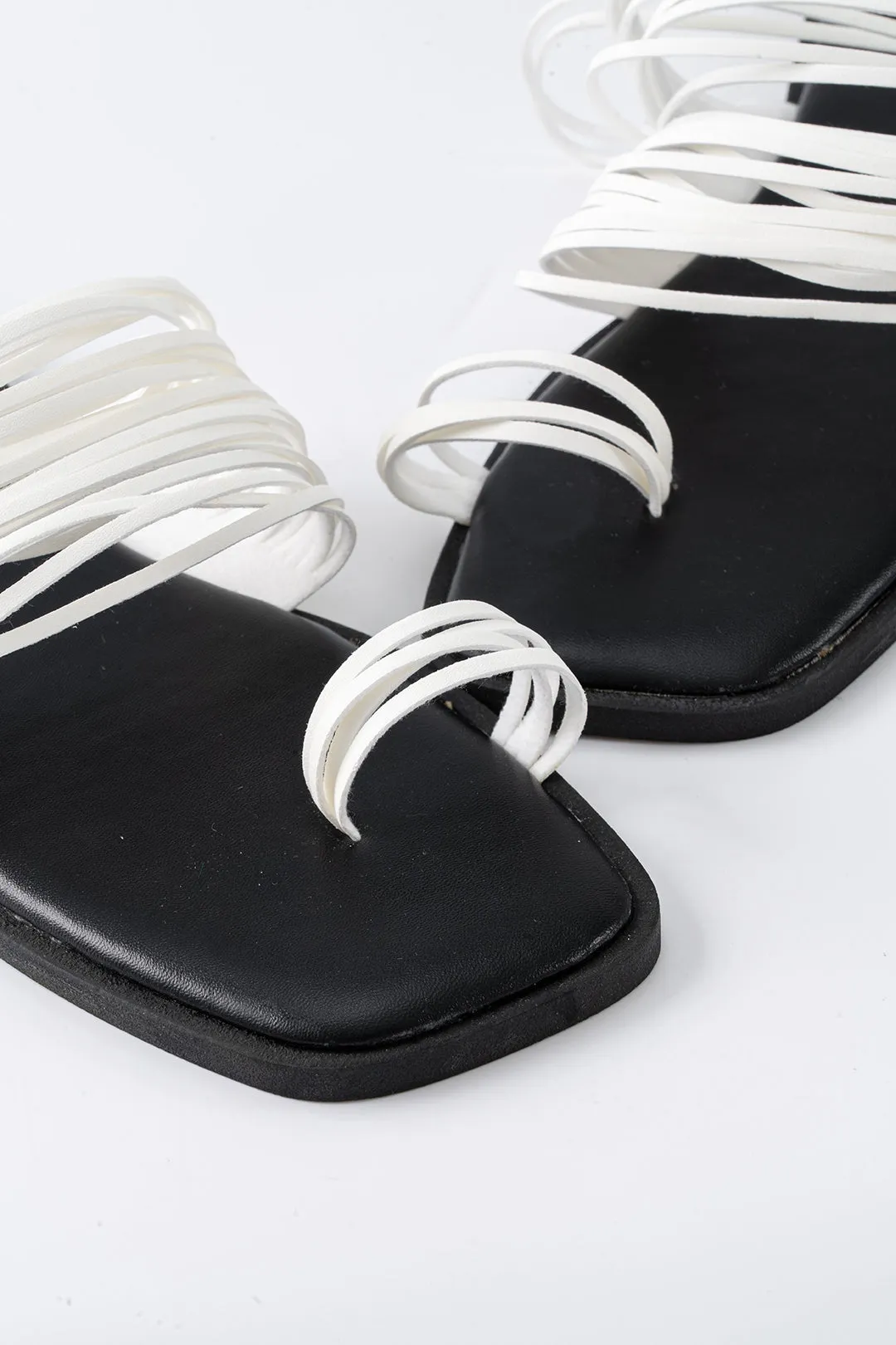Faux læder firkantet tå flade hjemmesko sold by Micas product image thumbnail 4