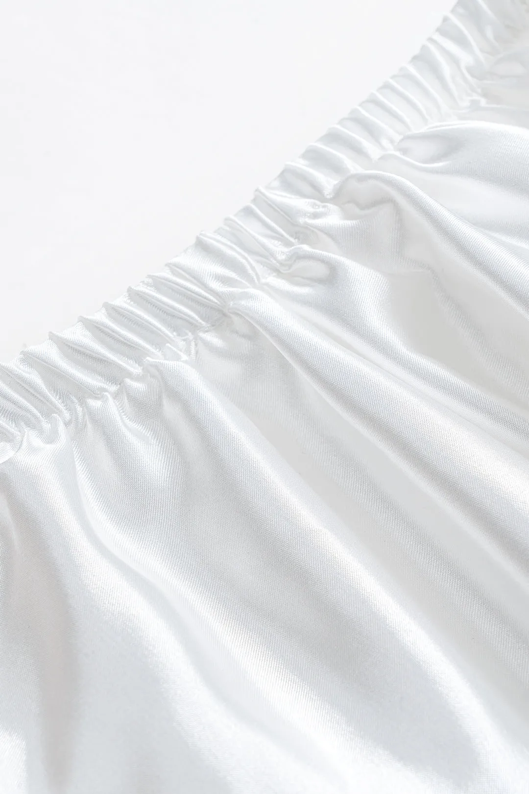 Satin høj talje nederdel sold by Micas product image thumbnail 3