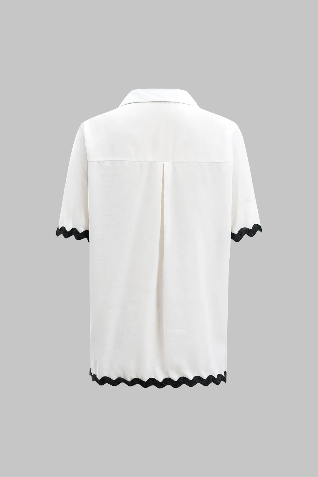 Grundlæggende grafisk printtrøje og shorts sætter sold by Micas product image thumbnail 4