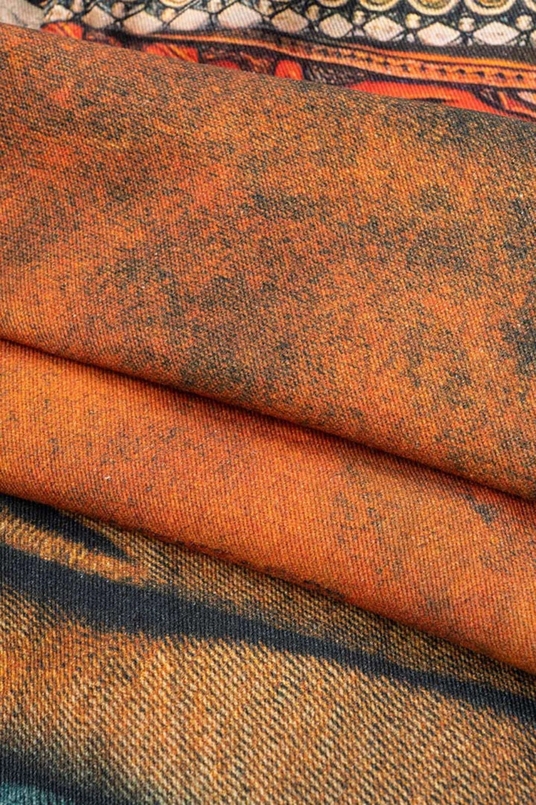 Retro print denim tønde jeans sold by Micas product image thumbnail 4