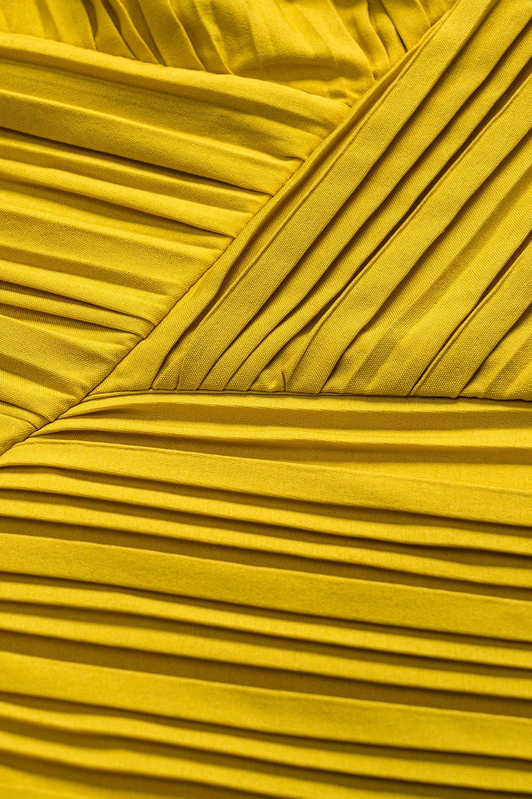 Plus størrelse slips front plisset asymmetrisk ærmeløs mini kjole sold by Micas product image thumbnail 4