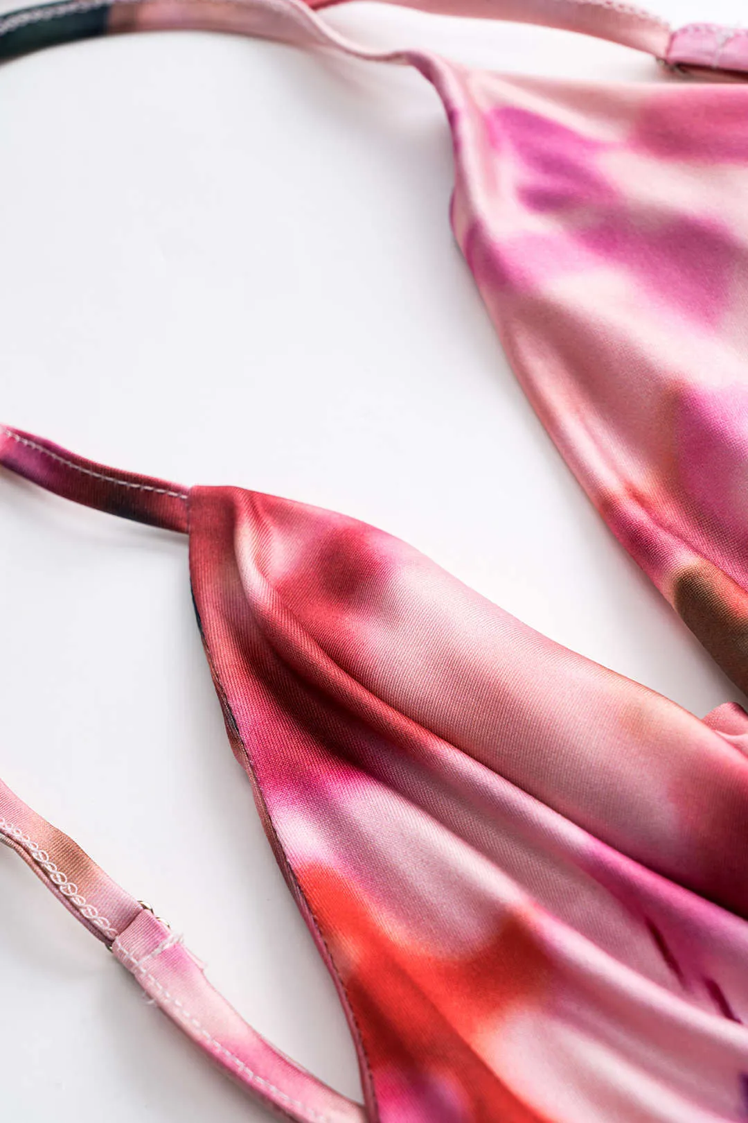 Kontrast Udskriv rygfri slip ærmeløs maxi -kjole sold by Micas product image thumbnail 5