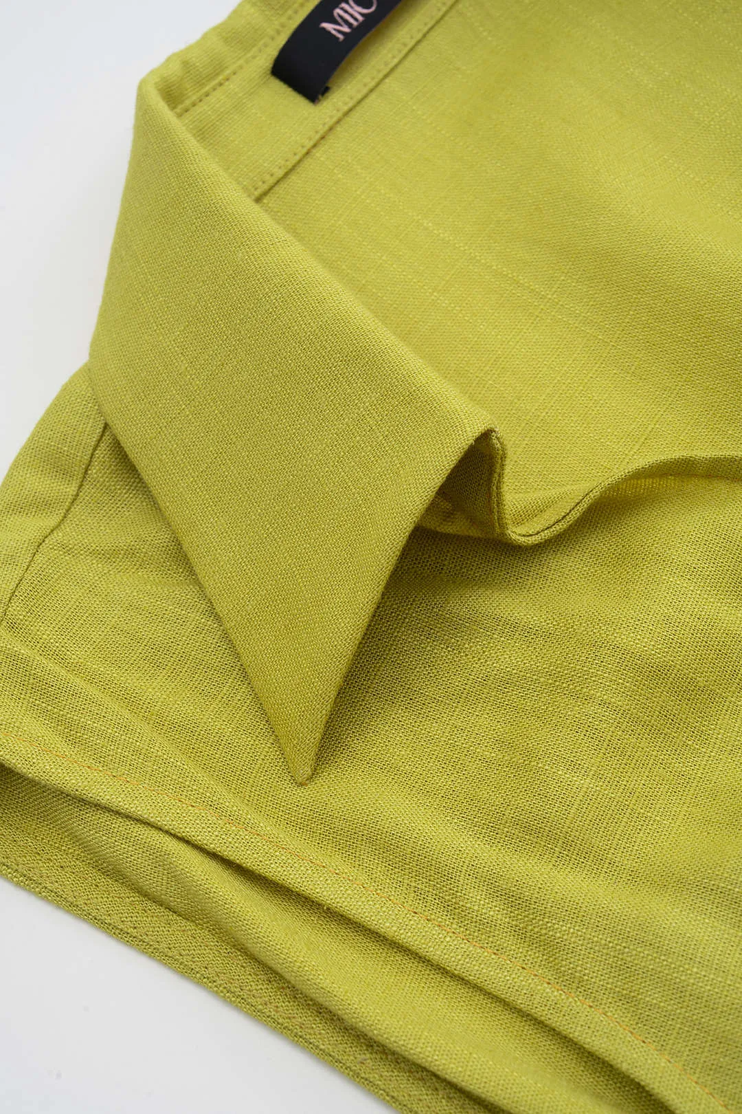 Linned V-hals metallisk knap tank top sold by Micas product image thumbnail 4