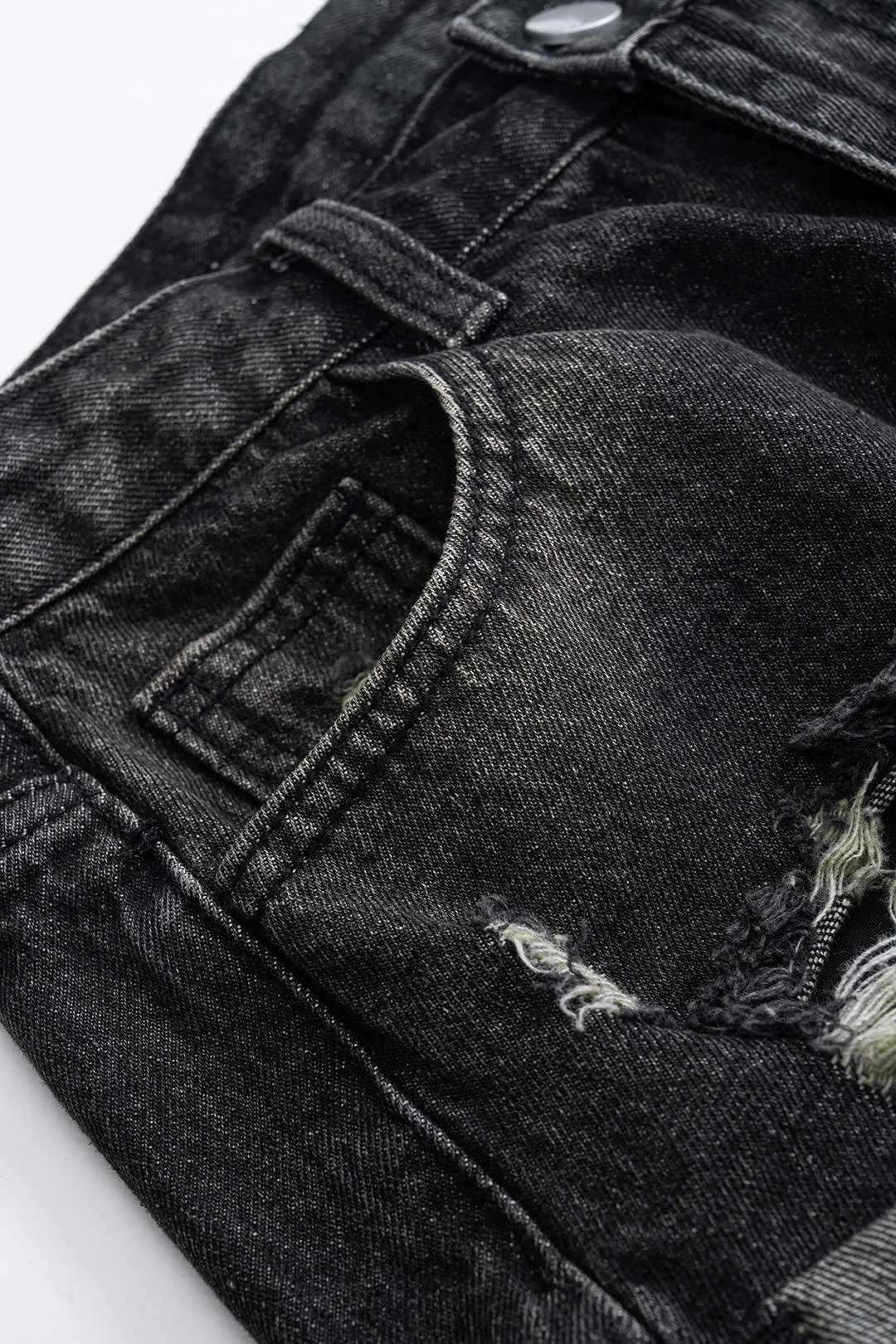 Denim nødlidende flosset hem revet shorts sold by Micas product image thumbnail 3