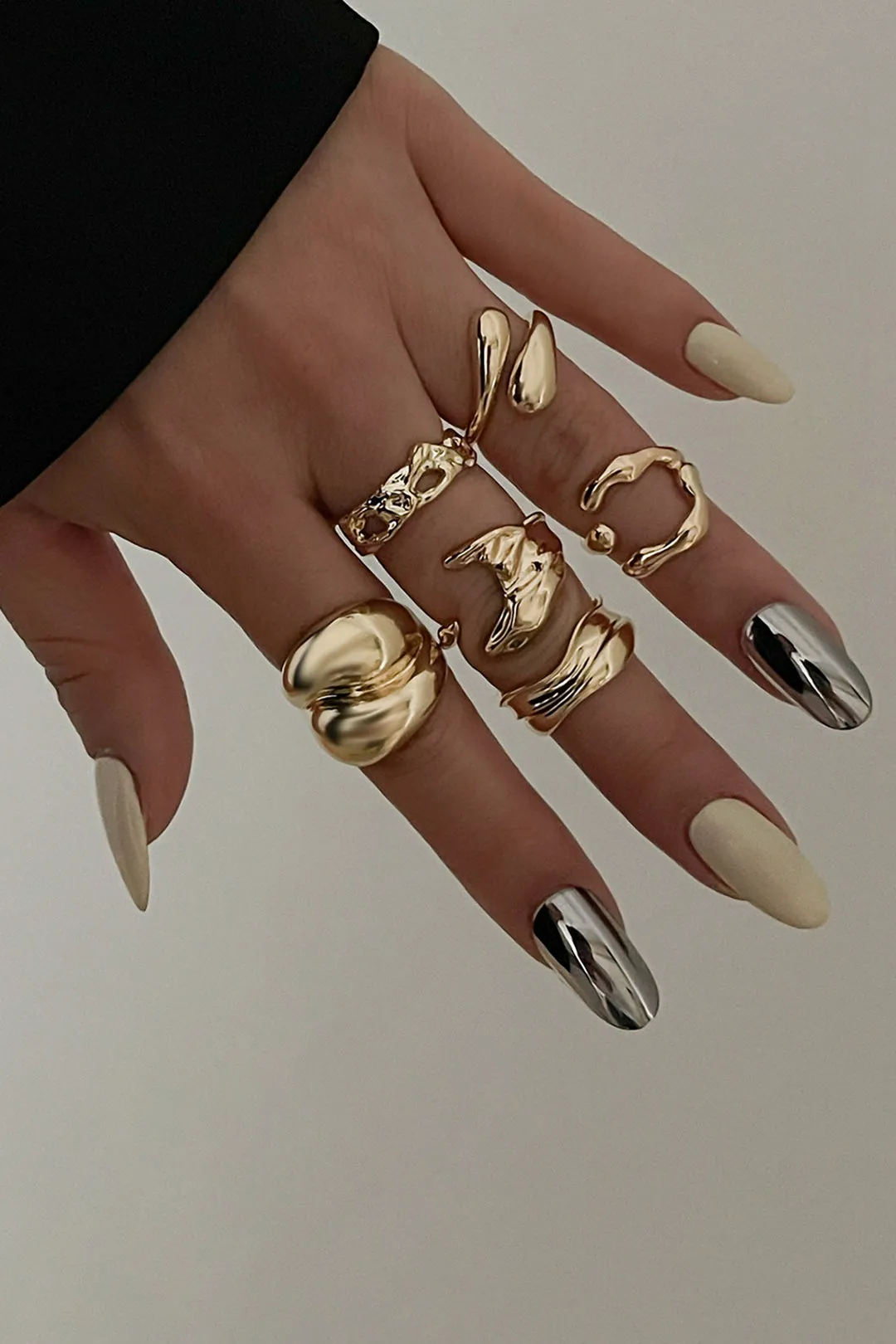 Flerlags uregelmæssig ring sold by Micas product image thumbnail 2