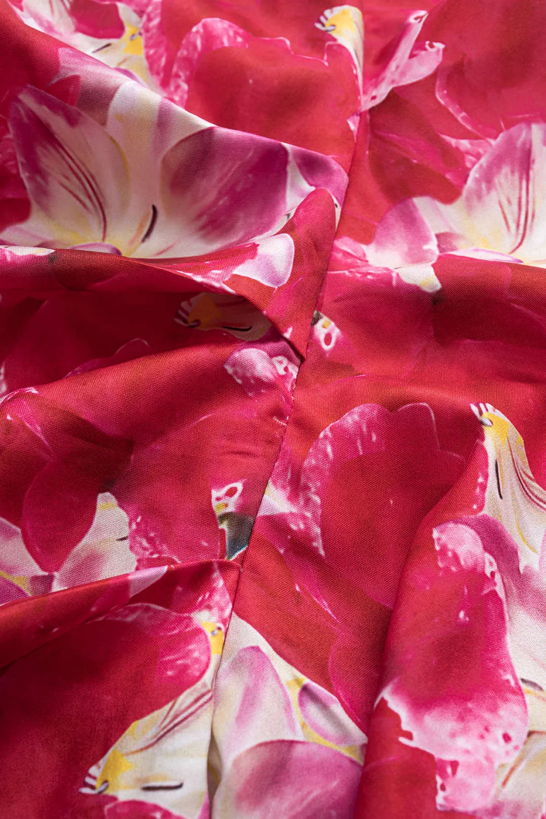 Satin blomsterprint asymmetrisk ruffle nederdel sold by Micas product image thumbnail 3