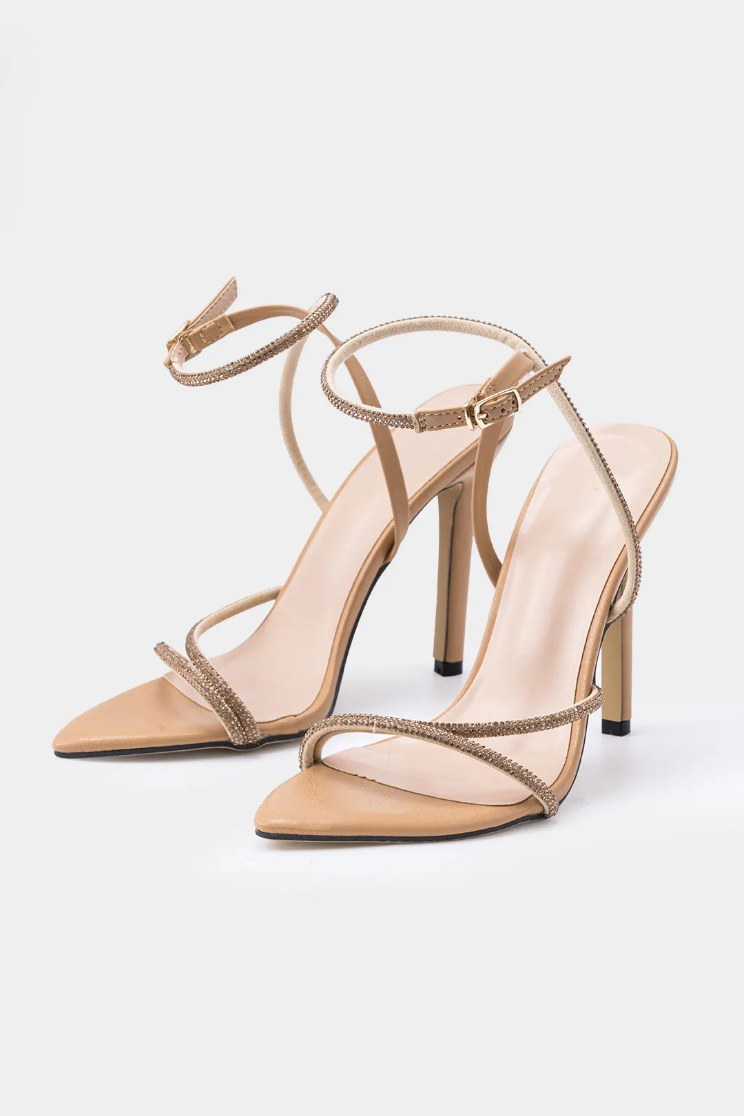 Rhinestone-bindingspidsede hæle sold by Micas