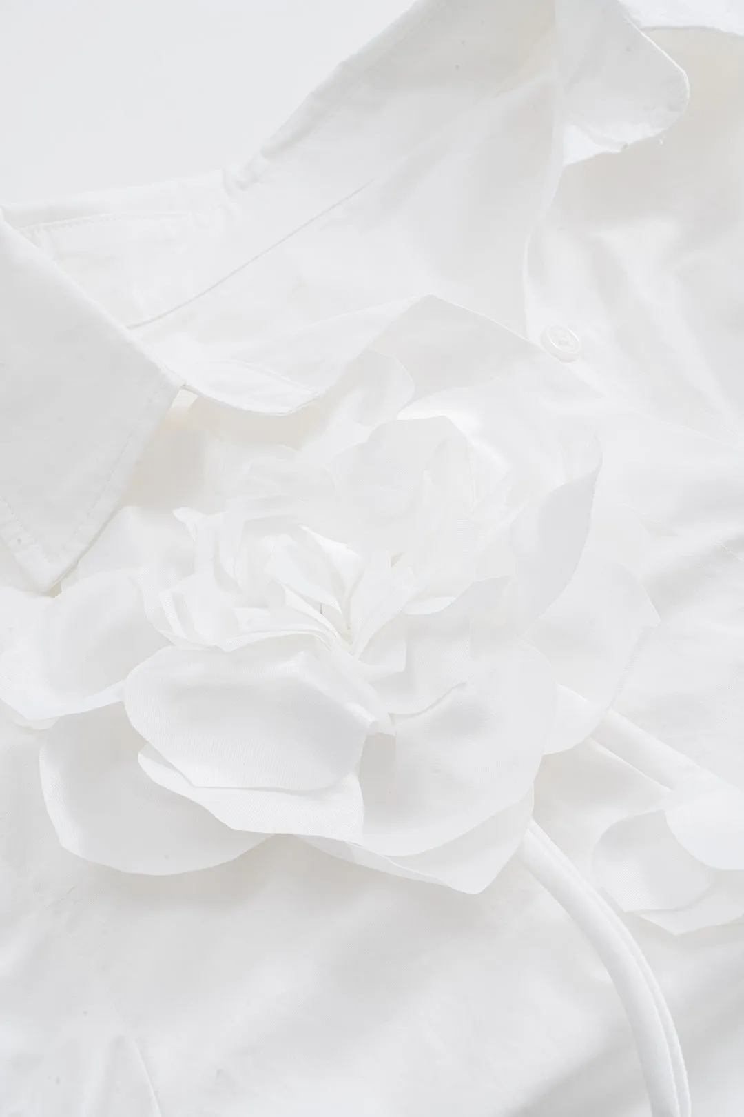 3d blomster langærmet skjorte sold by Micas product image thumbnail 3