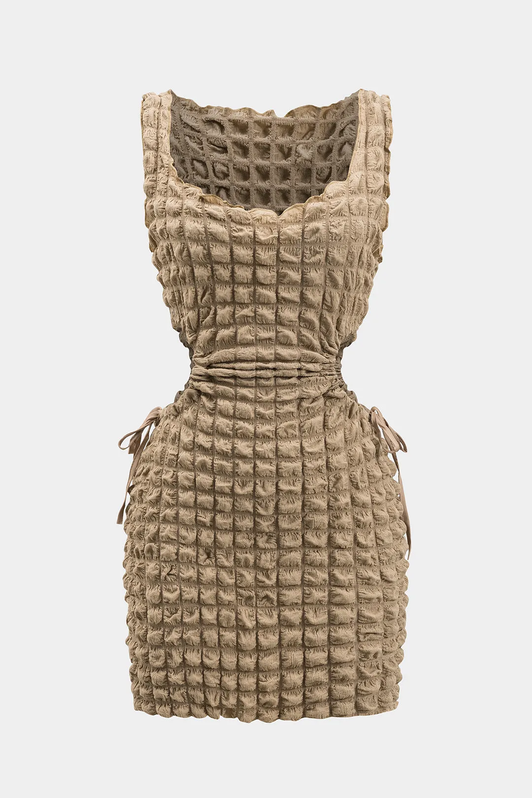 Klip ud i taljen, ærmeløs mini kjole sold by Micas