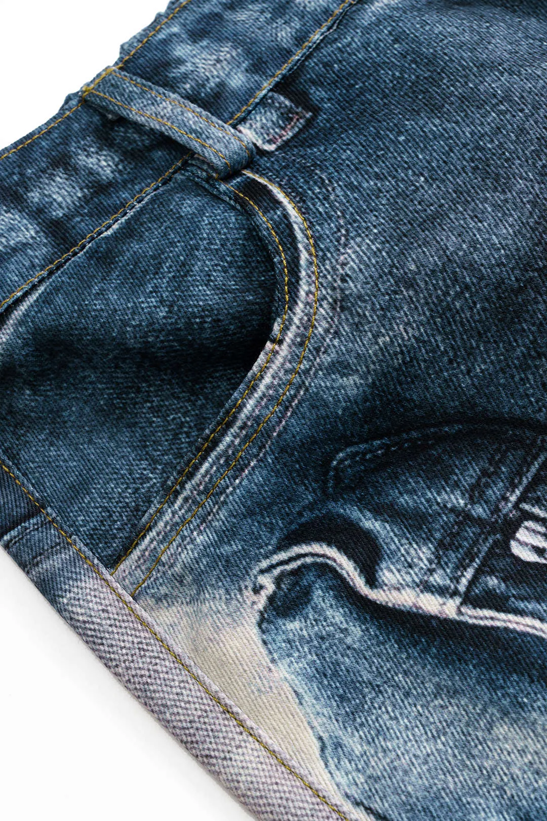 Plusstørrelse lomme trykt høje talje shorts sold by Micas product image thumbnail 4