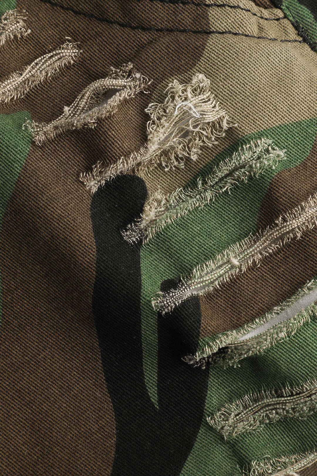 Plus størrelse camo print lynlås høj talje shorts sold by Micas product image thumbnail 4