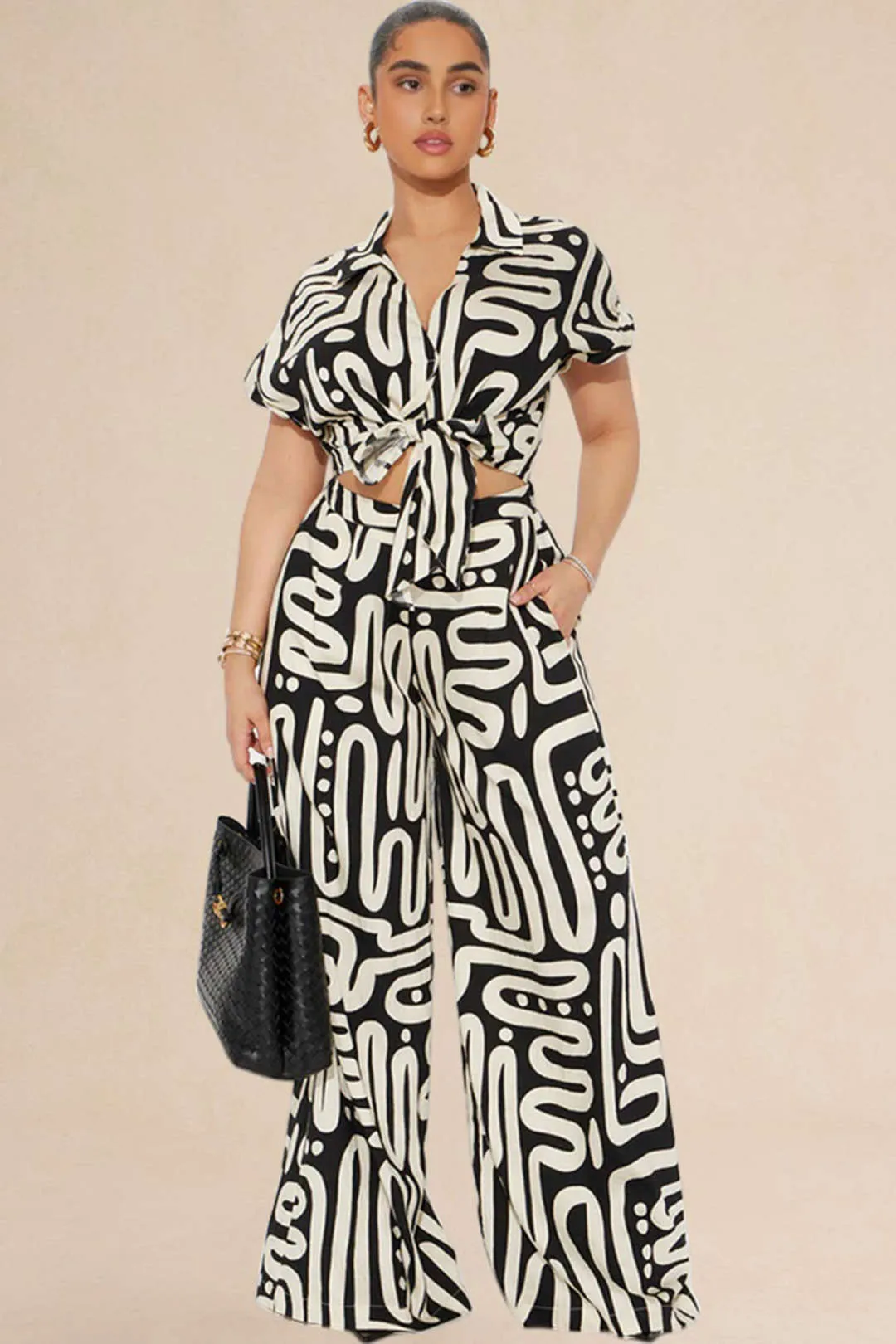 Plus størrelse knyttet høj talje skjorte og bukser sæt sold by Micas