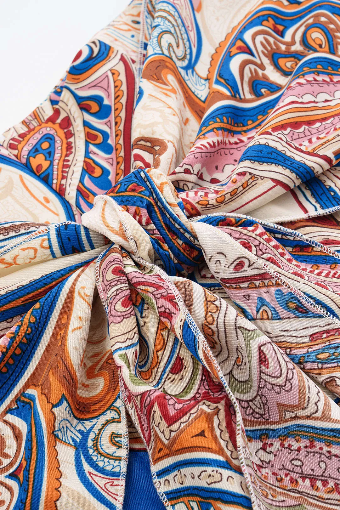 Bohemsk print knyttet slips foran høje talje shorts sold by Micas product image thumbnail 3