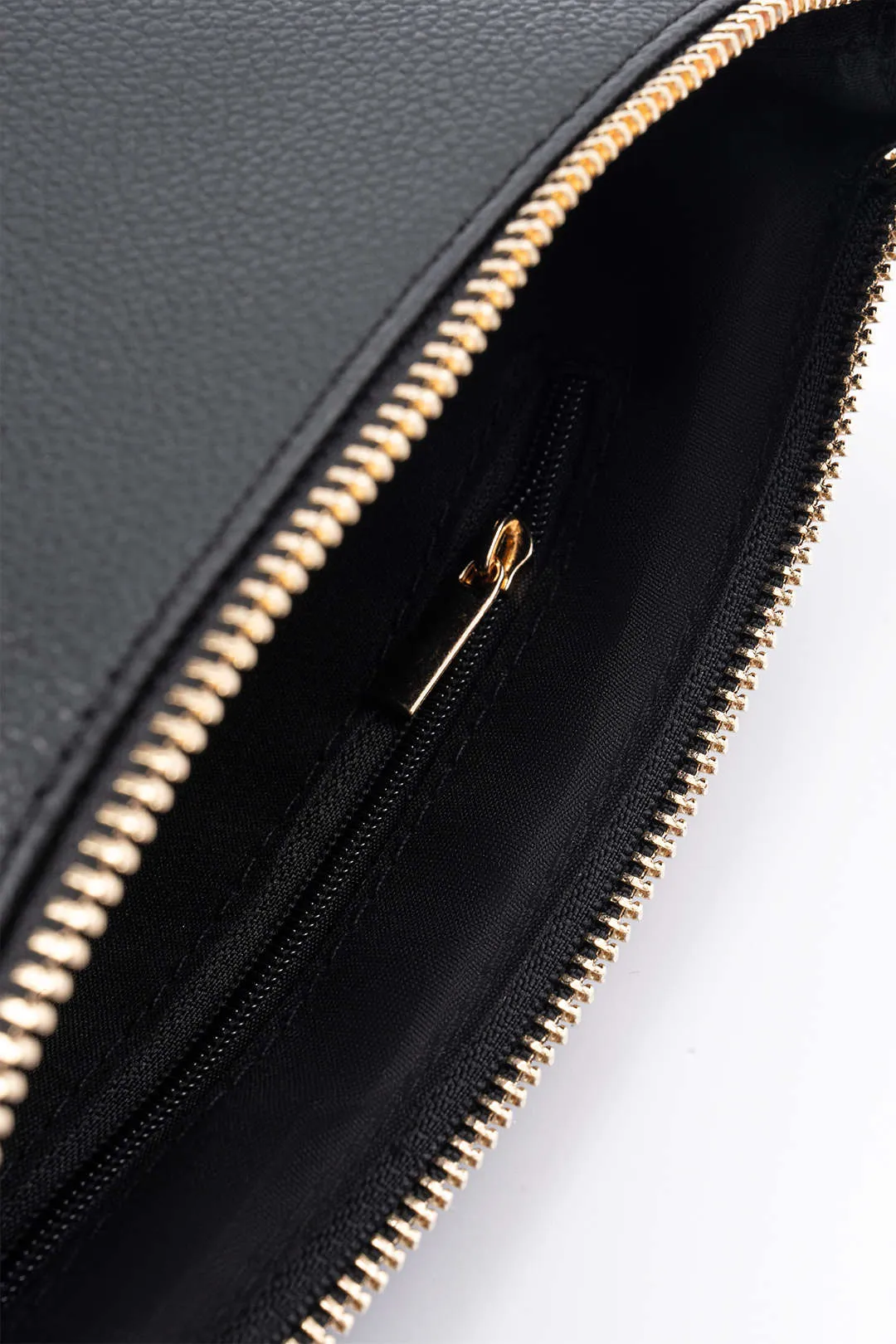 Metallisk indretning faux læder koblingspose med bælte sold by Micas product image thumbnail 4