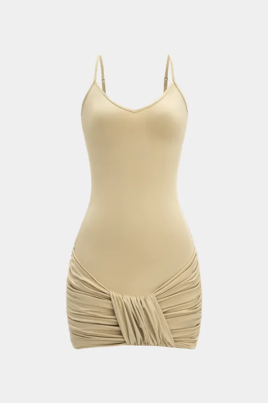 Ruched slip ærmeløs mini kjole sold by Micas