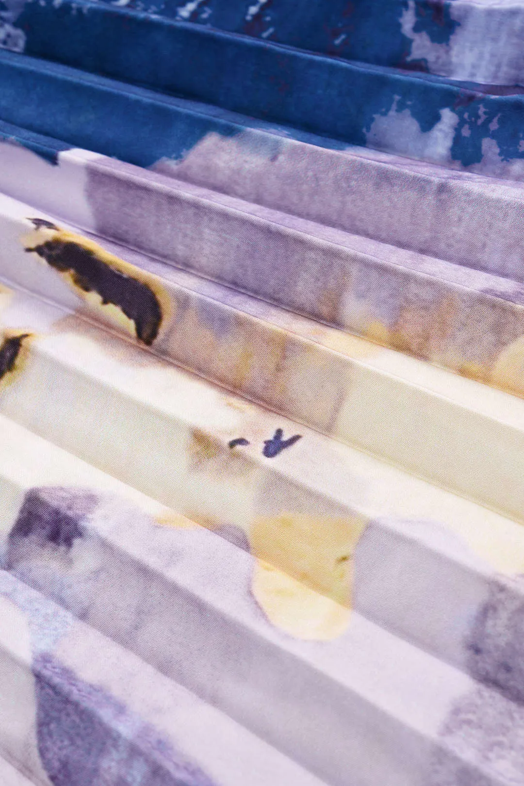 Tie farvestofprint plisset nederdel sold by Micas product image thumbnail 4