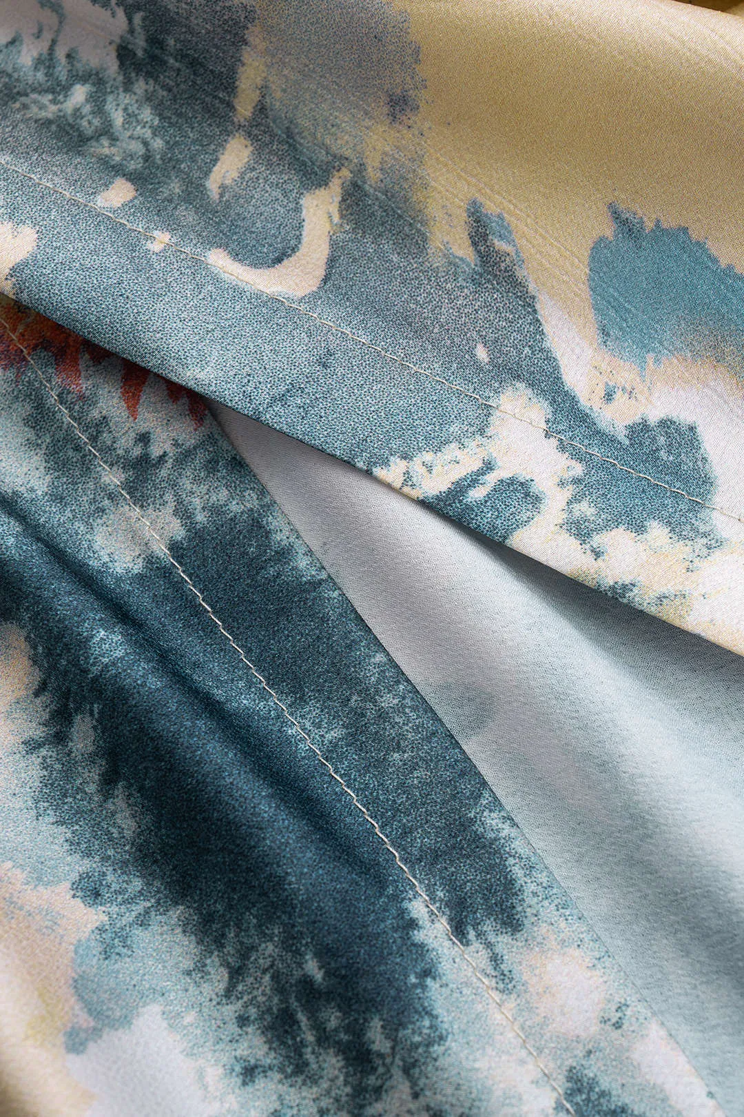 Plus størrelse abstrakt print satin høj talje indpakning drejeknud nederdel sold by Micas product image thumbnail 4