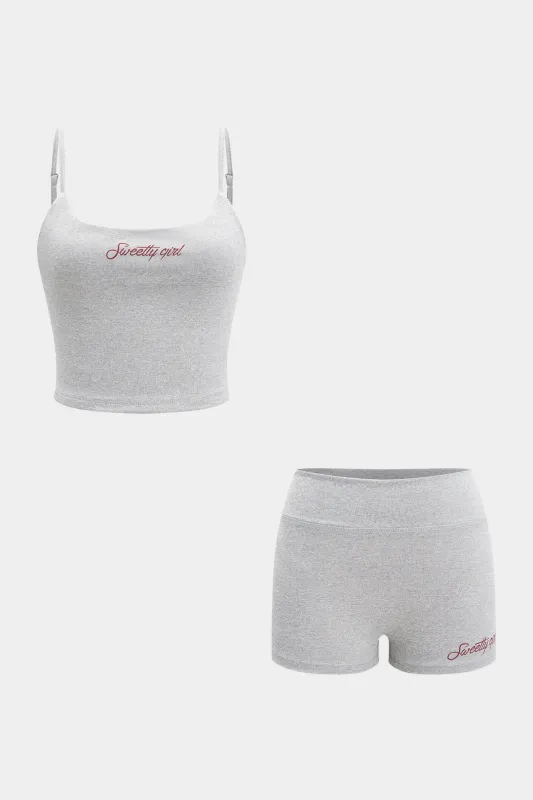 Letter Print Cami Top og Low Waist Shorts indstillet sold by Micas