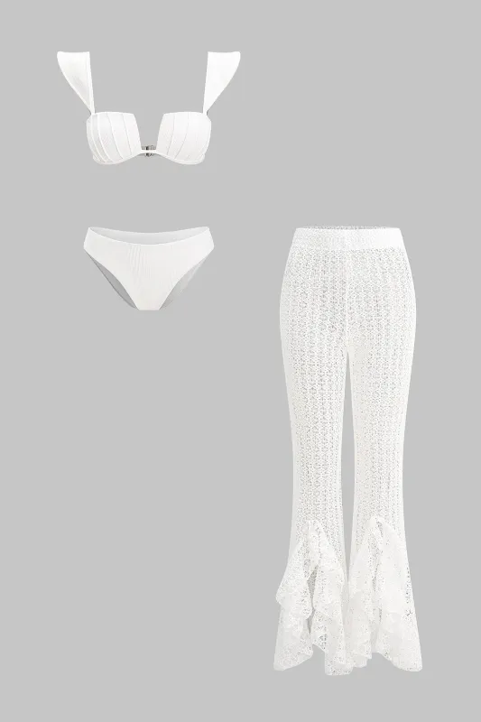 Ruffle trim tre-stykker bikini-sæt sold by Micas