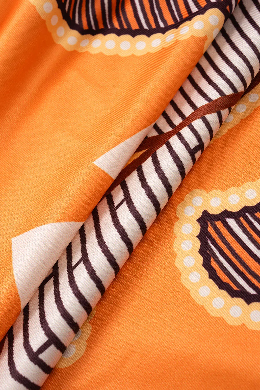 Plus størrelse bohemsk tryk ruched v-hals kort ærme spalte midi kjole sold by Micas product image thumbnail 4