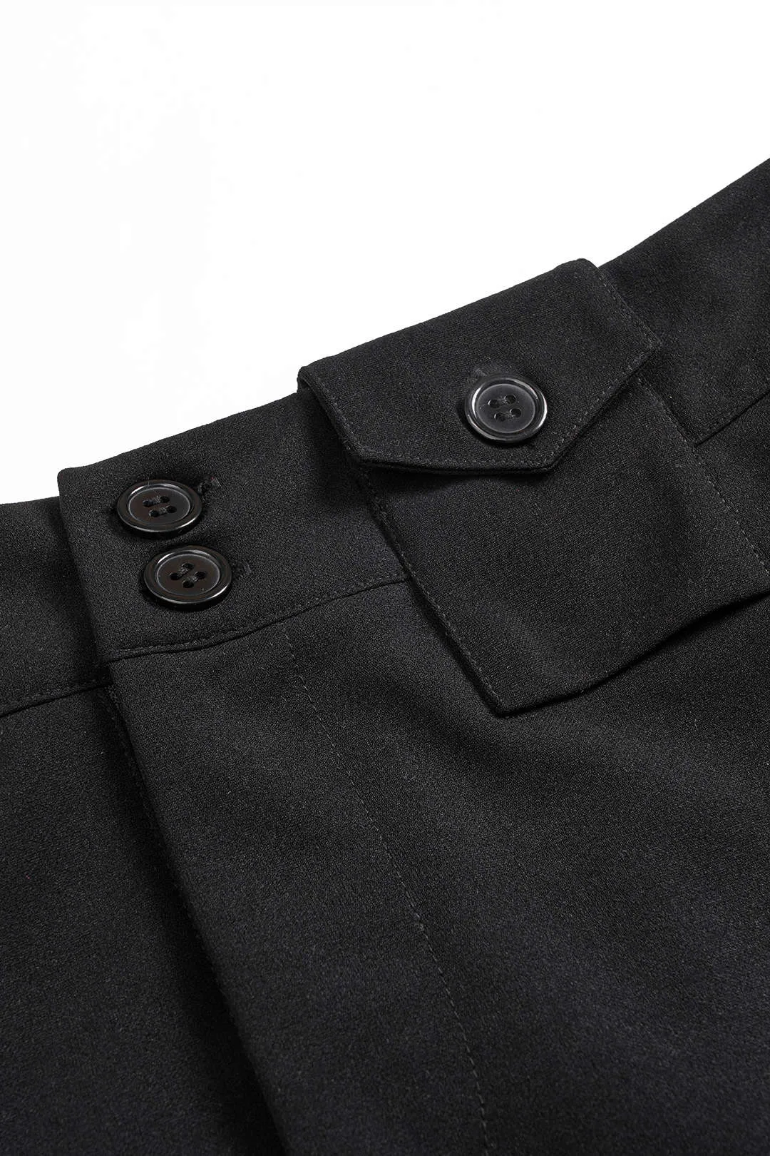 Solid knapshorts sold by Micas product image thumbnail 3