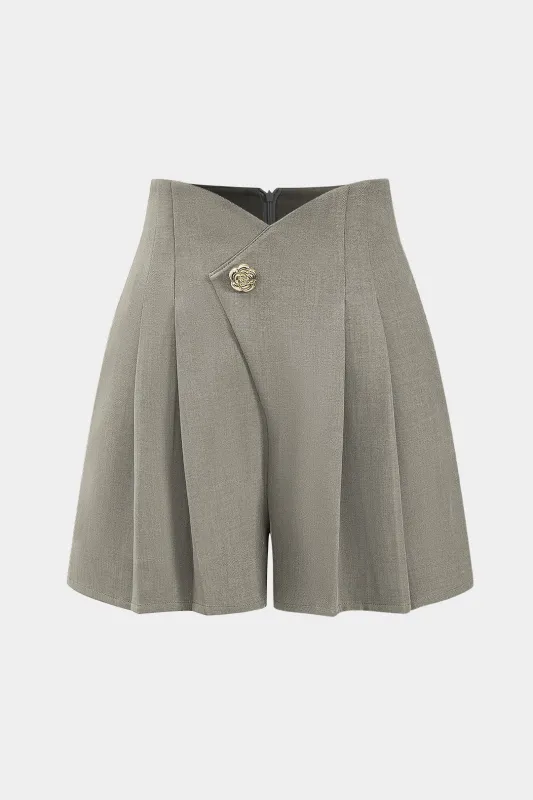 Metallisk udsmykning RUCHED lynlås detaljerede shorts sold by Micas