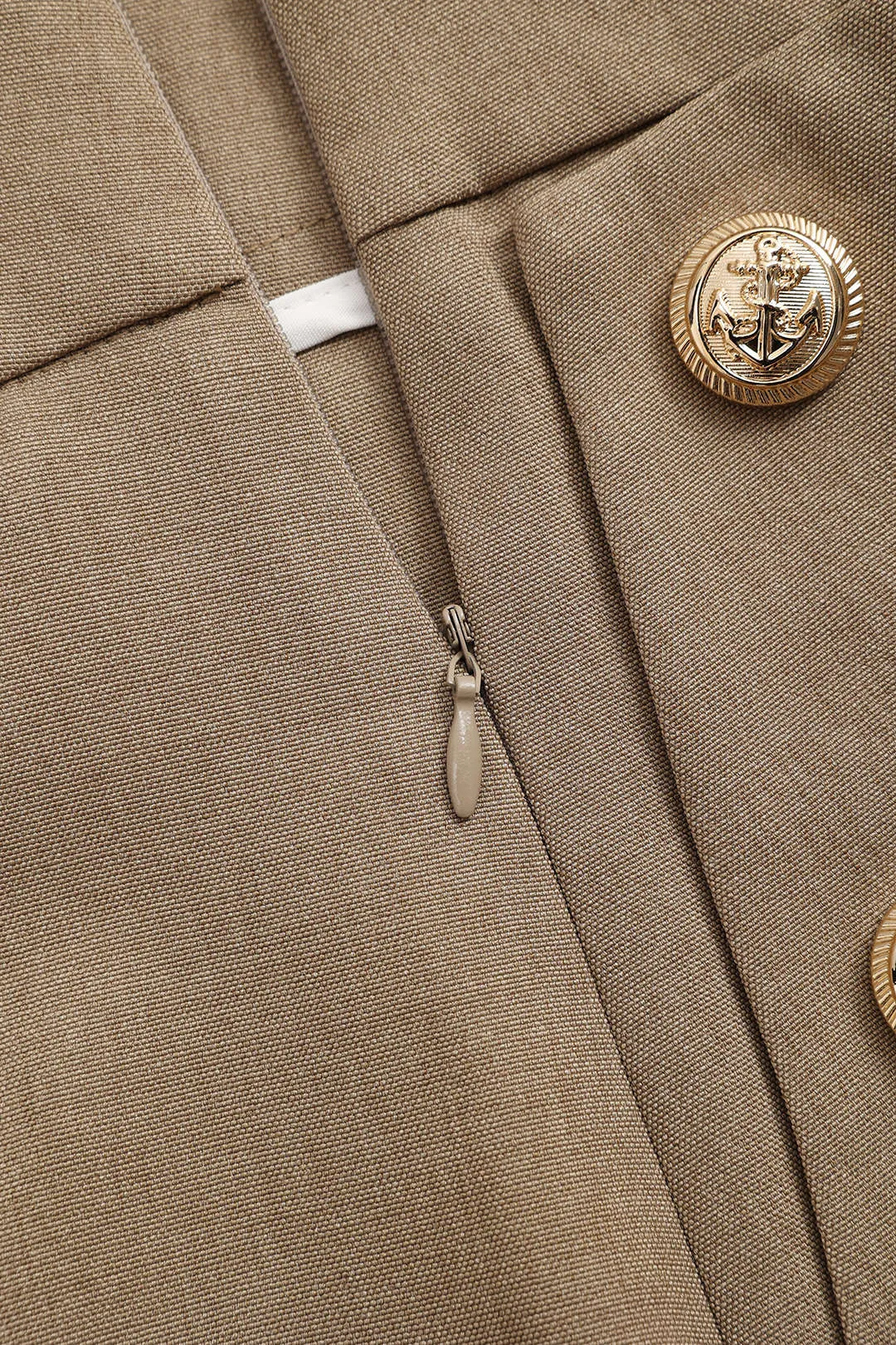 Metallisk knap med høj talje bredt ben ruked bukser sold by Micas product image thumbnail 3