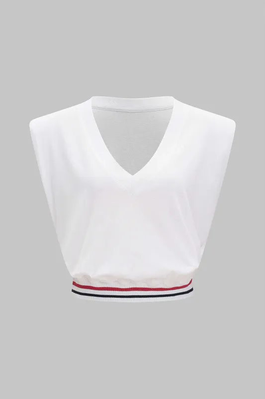 Grundlæggende ærmeløs V-hals t-shirt sold by Micas