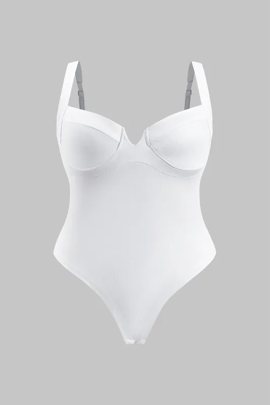 Plus størrelse bustier ærmeløs bodysuit sold by Micas