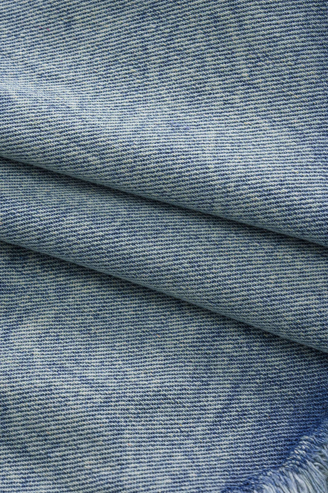 Denim brede ben frynseshorts sold by Micas product image thumbnail 4