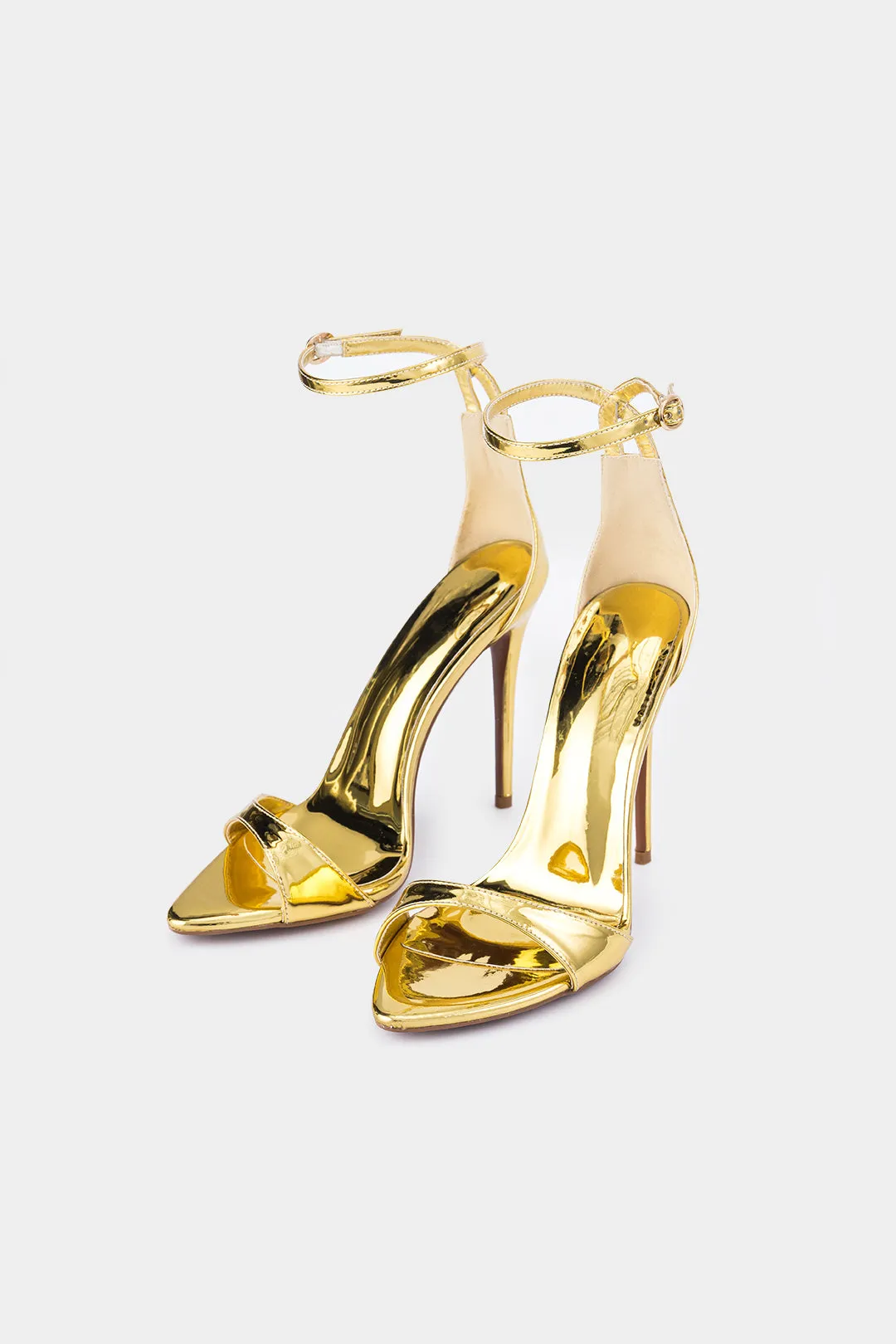 Metalliske pegede hæle sold by Micas