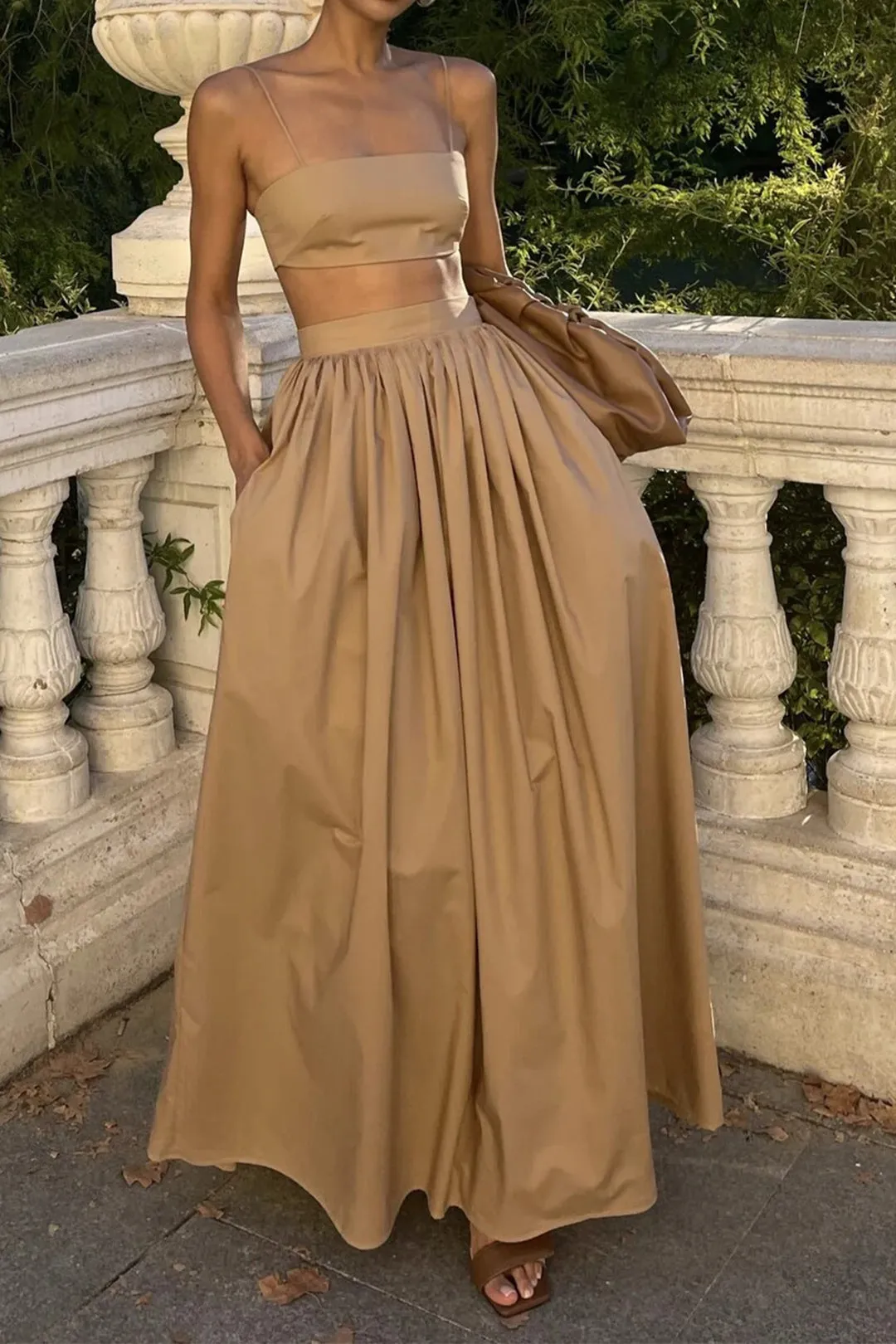 Shirred Cami Top og Ruched Nederdel Set sold by Micas