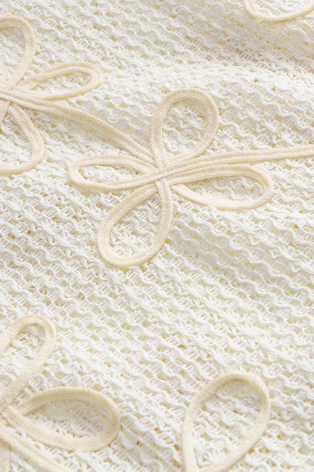 Hul ud applikation kortærmet t-shirt sold by Micas product image thumbnail 4