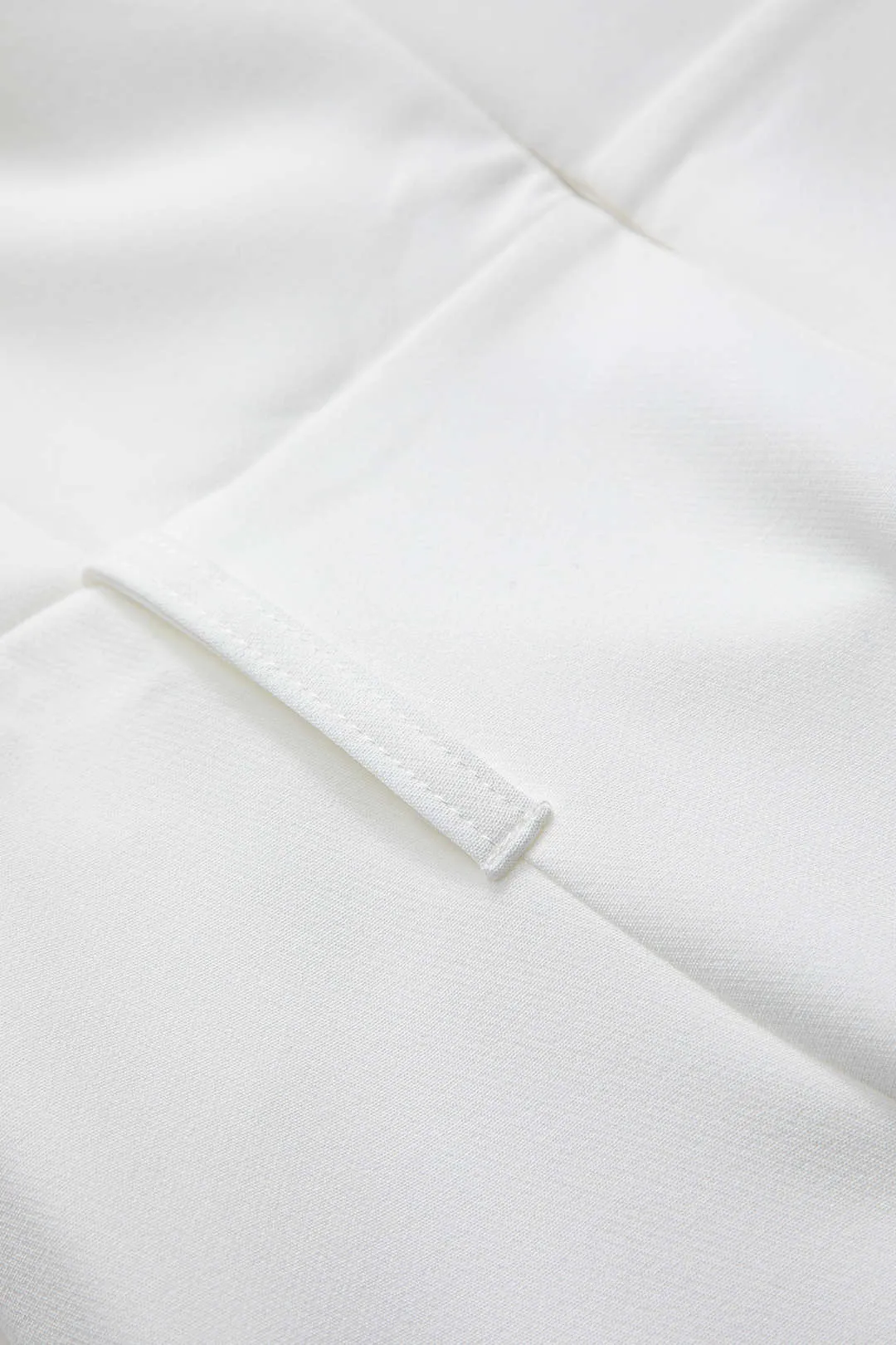 Metallisk ruffle ærmeløs jumpsuit sold by Micas product image thumbnail 5