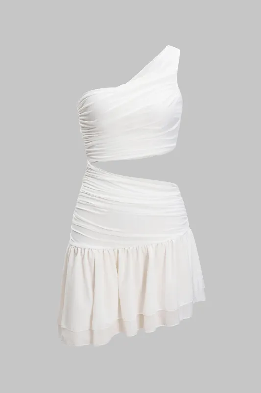 Asymmetrisk udskåret ruched ærmeløs mini kjole sold by Micas