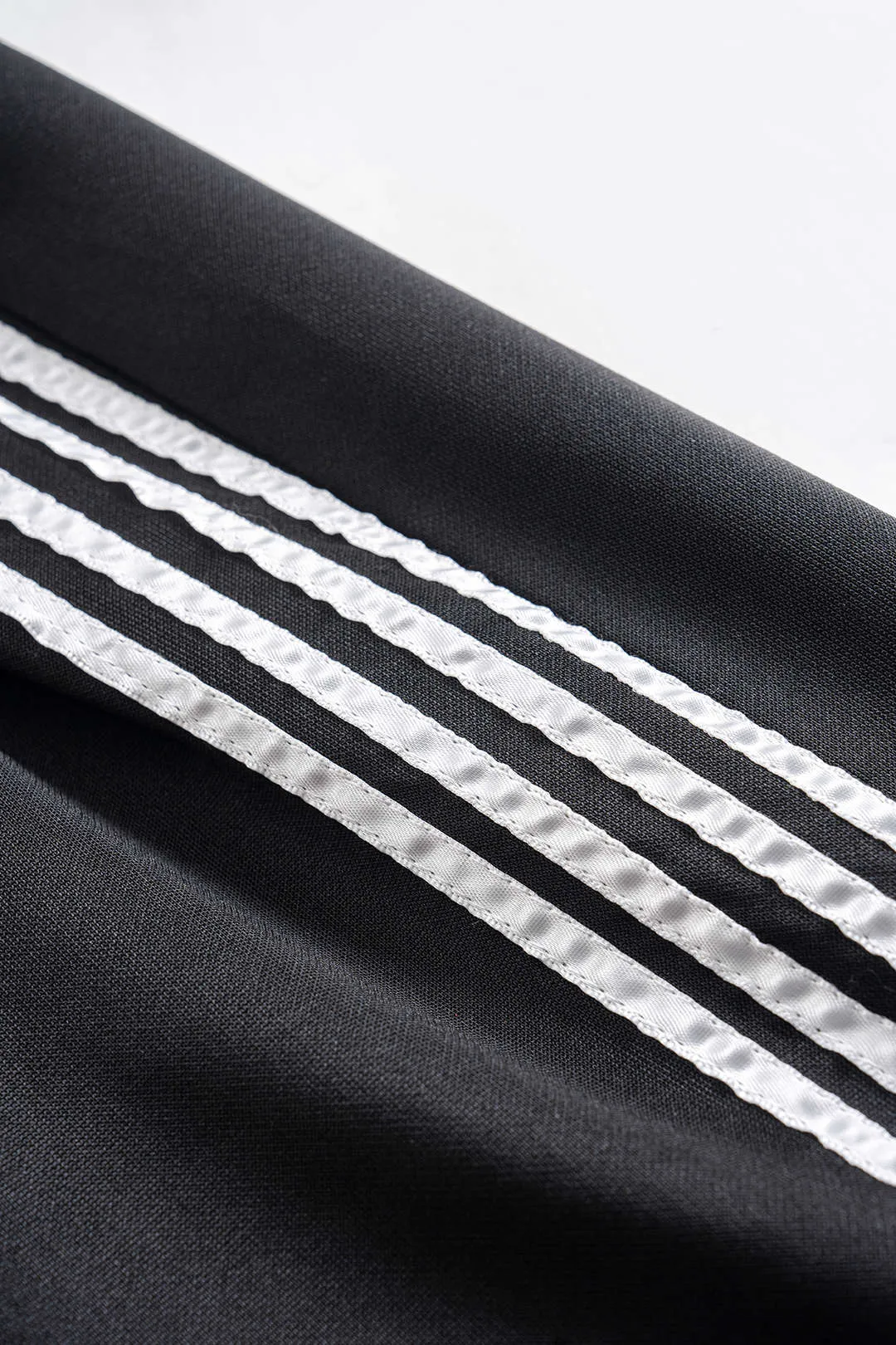 Kontrastbinding brede benshorts sold by Micas product image thumbnail 4