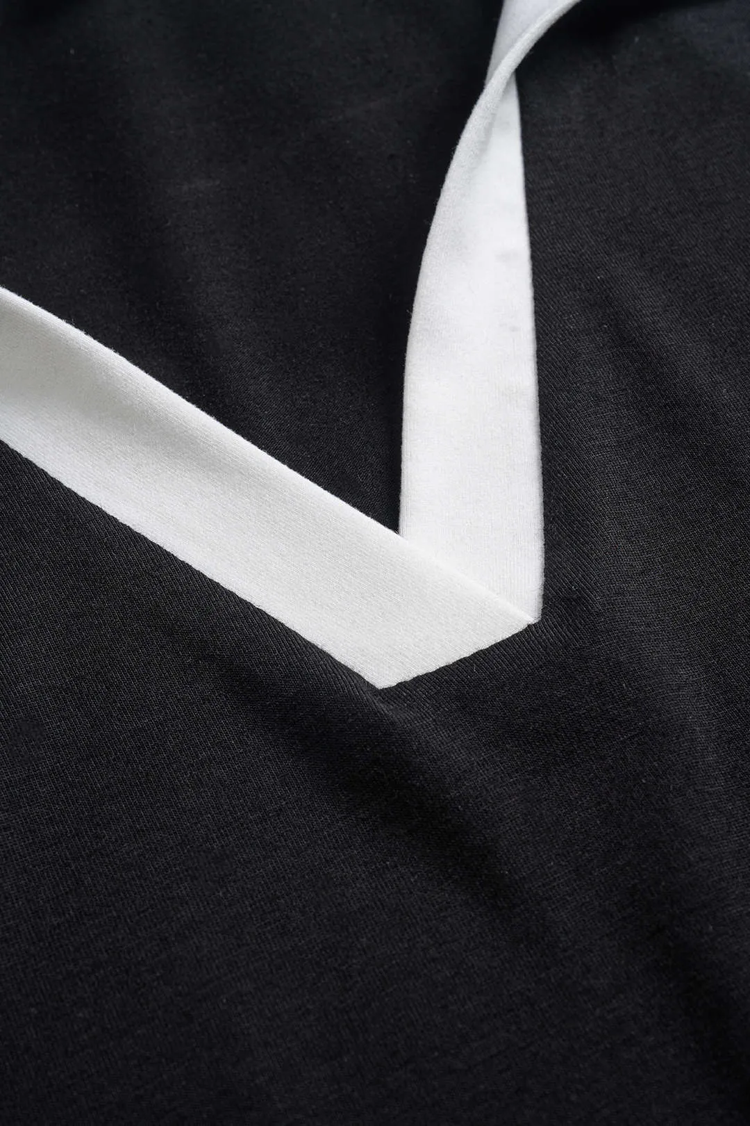 Basic Contrast Collar Short Sleeve T-Shirt sold by Micas product image thumbnail 3