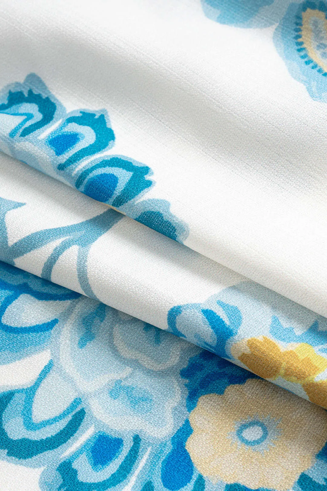 Floral Print Button Detail Shirt And Skirt Set sold by Micas product image thumbnail 5